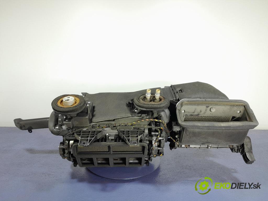 Land rover Range rover 2017 radiátor GPLA-19B555-DC