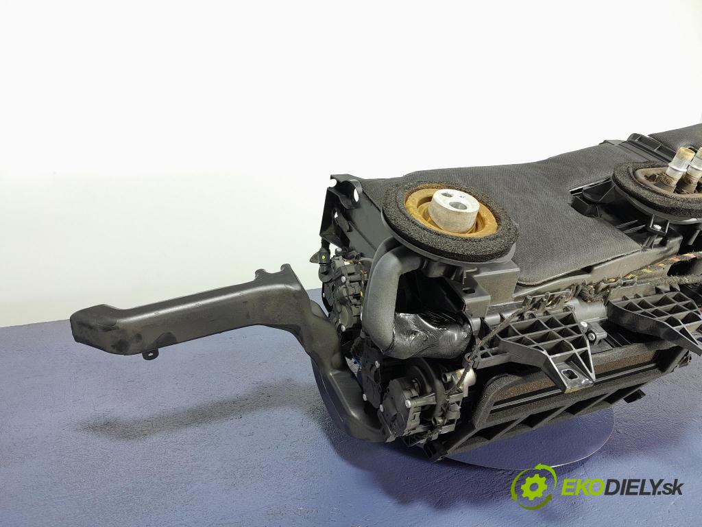 Land rover Range rover 2017 radiátor GPLA-19B555-DC