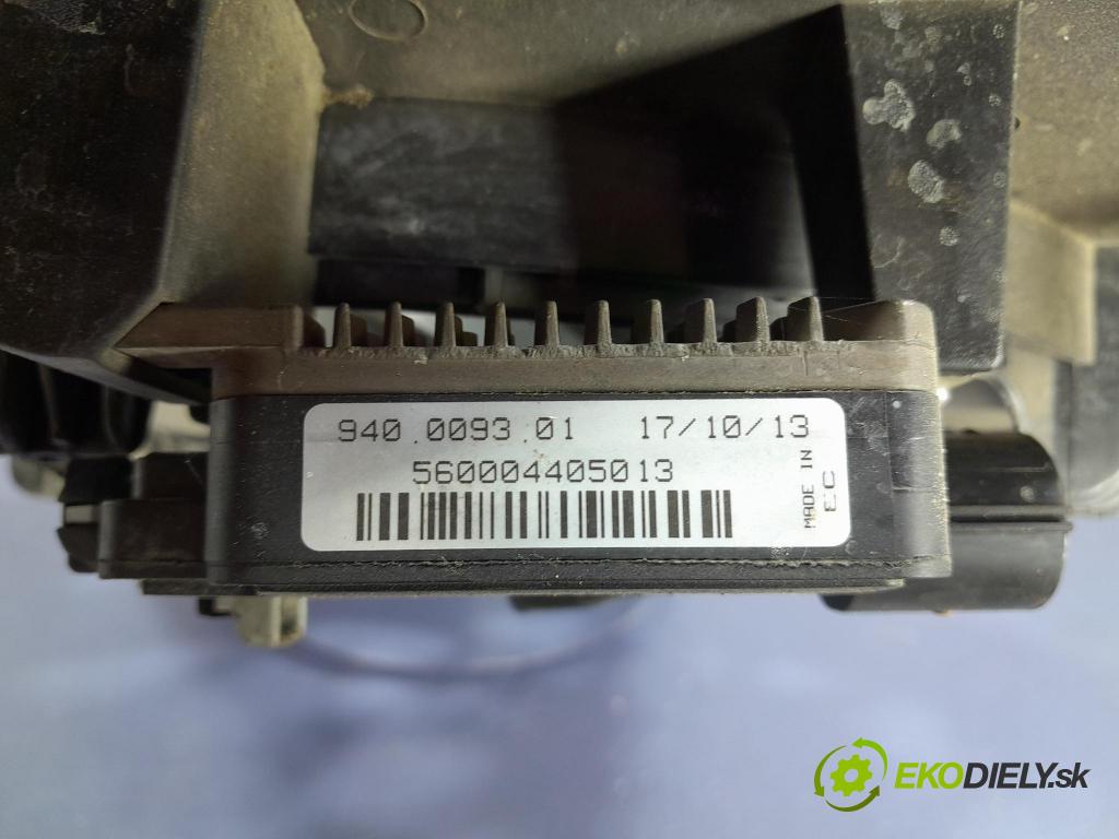 Volvo V40 2015 ventilátor Chladič: