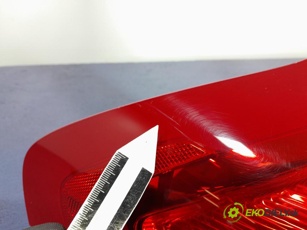 Volvo V40 2015 světlo Zad: levá Mimo: 31395844