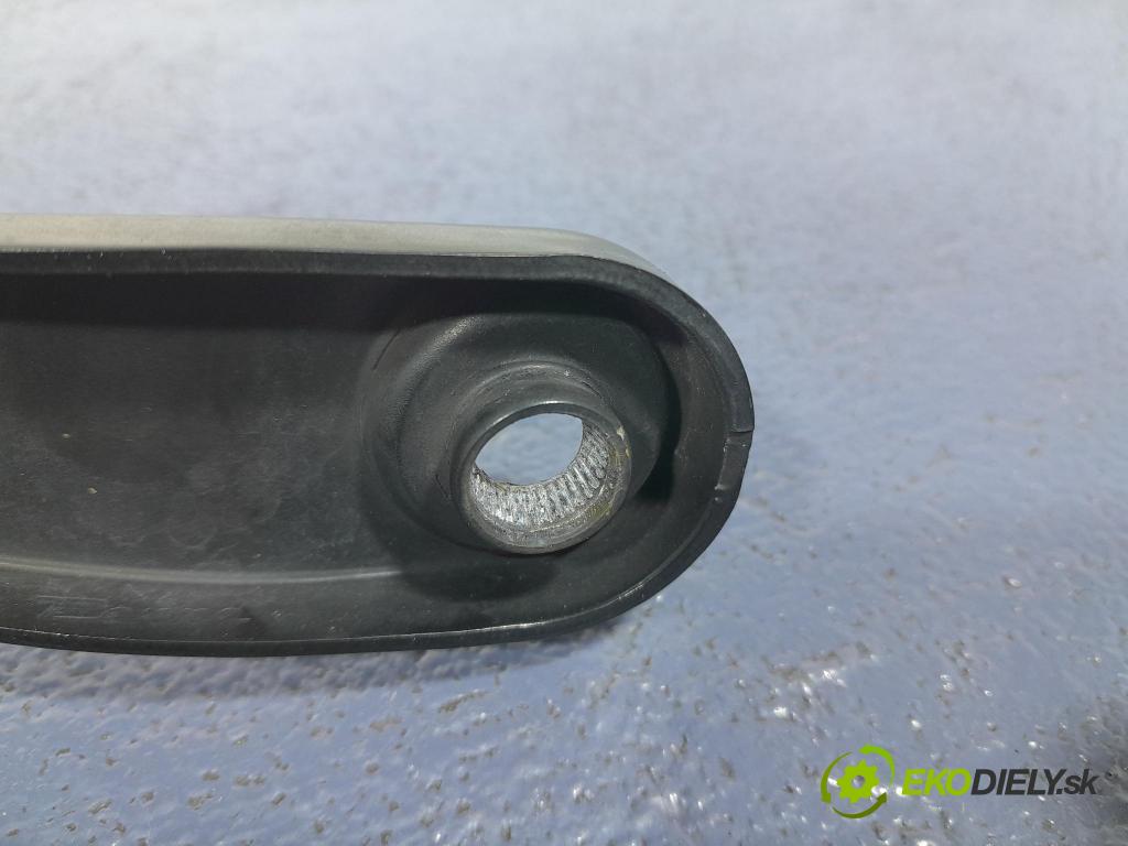 Volvo V40 2015 Rameno: Stierače: Predné 31276060