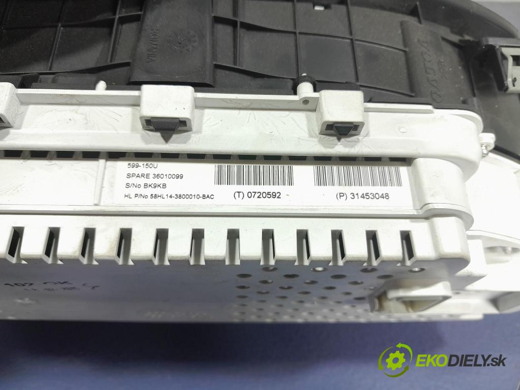 Volvo V40 2015 prístrojovka/ budíky 31453048