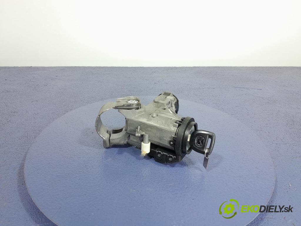 Mazda 2 2010 Spínač zapaľovania: K7400