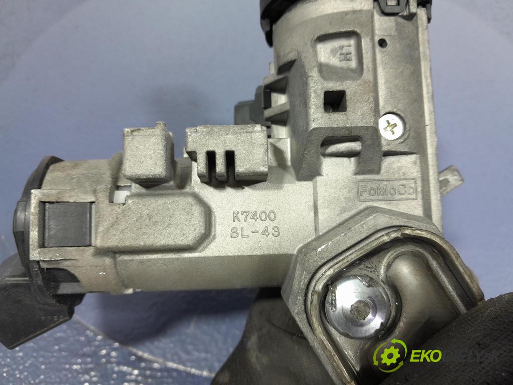 Mazda 2 2010 Spínač zapaľovania: K7400