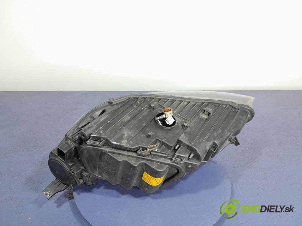 Volvo V40 2015 Reflektor: v pravo: 31420008