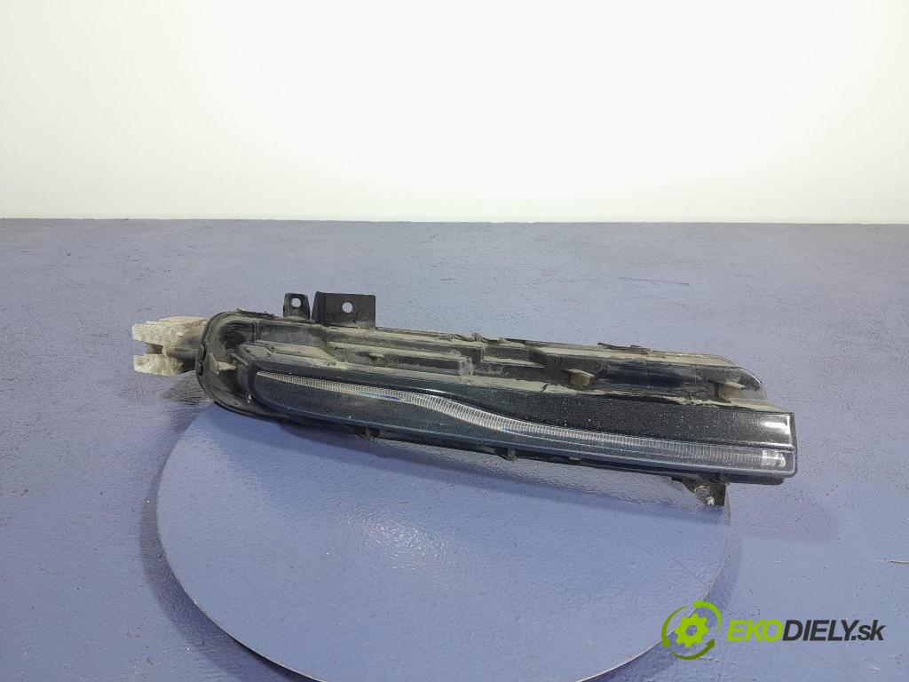 Volvo V40 2015 Halogen v pravo: 31395920