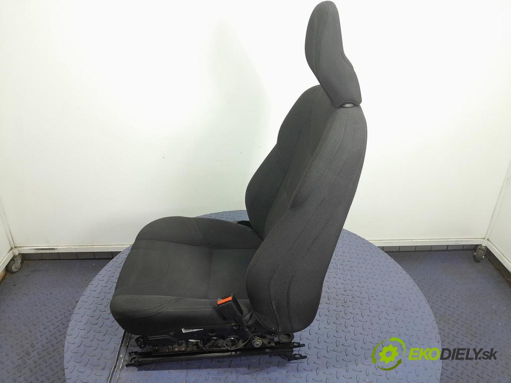 Volvo V40 2015 Sedačka spolujazdca