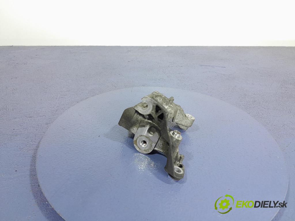 Peugeot 208 2017 Alternator 9812038180