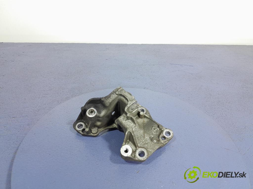 Peugeot 208 2017 Alternator 9812038180
