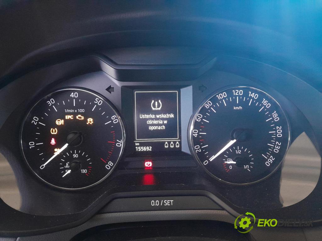 Skoda Octavia 2016 Přístrojová deska 5E0920780C