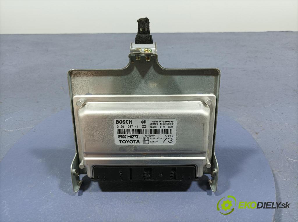 Toyota Corolla 2003 riadiaca jednotka Motor: 89661-02731