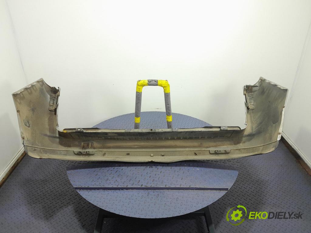 Opel Combo 2013 nárazník Zad: 