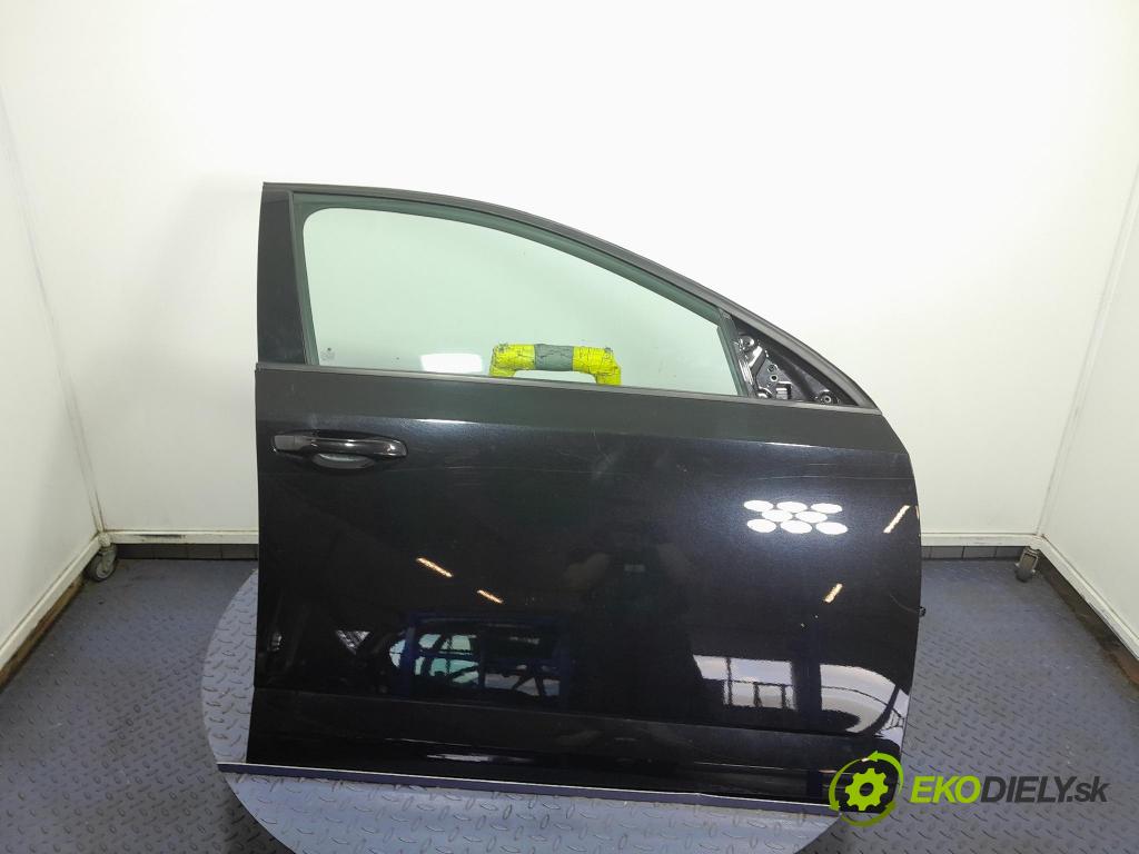 Skoda Octavia 2016 dveře před prave