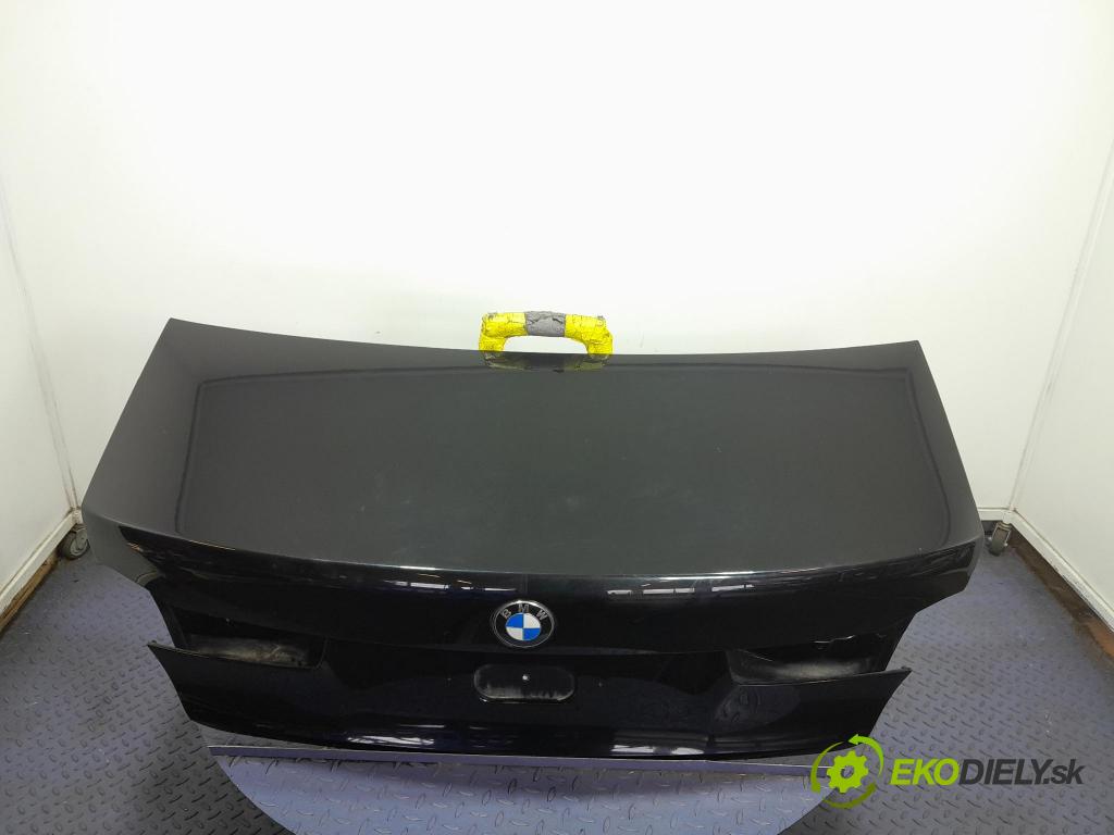 Bmw Seria 7 2020 zadní dveře kufra: kufr