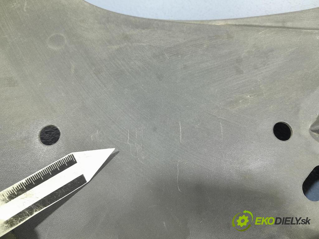 Audi Q7 2017 lišta Dekoratívne: