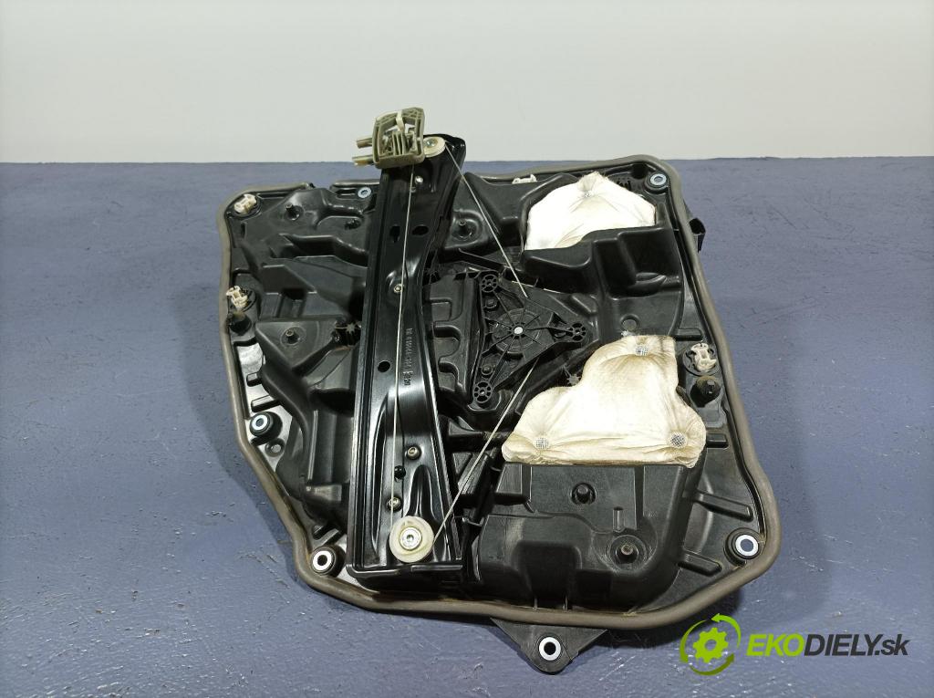Bmw Seria 7 2020 mechanismus stahování Sklenka: Zad: v pravo: 7485142
