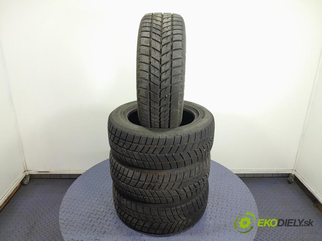 Mercedes-benz Vito 1998 pneumatiky: Zima 6922250411082