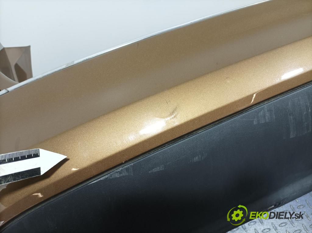 Opel Astra 2015 nárazník Zad:
