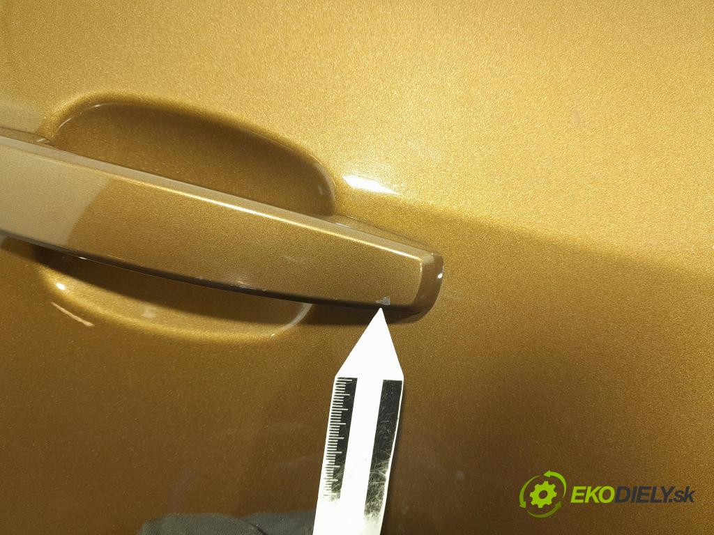 Opel Astra 2015 dveře před prave