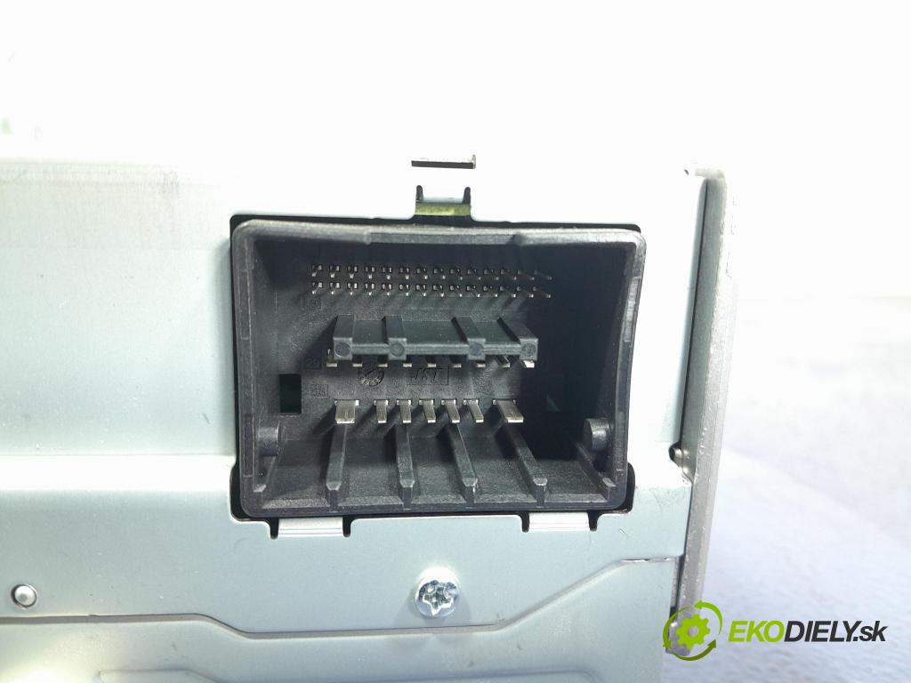 Opel Astra 2015 Radio I Navigácia: 23210021