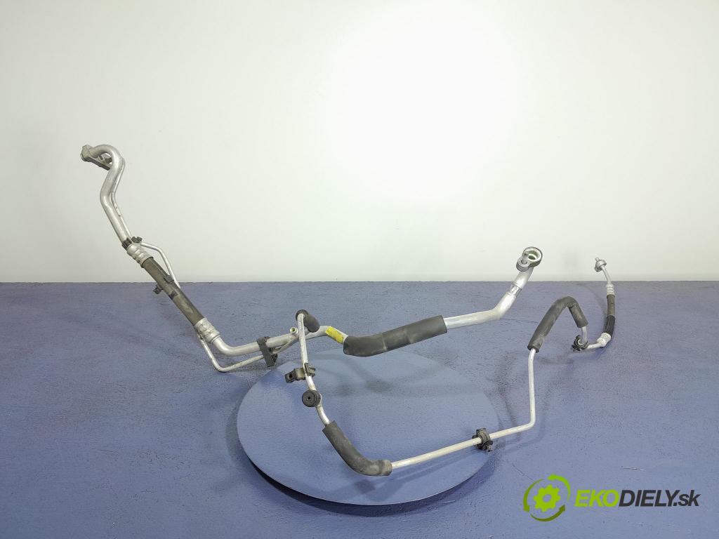 Opel Astra 2015 trubka Klimatizace: