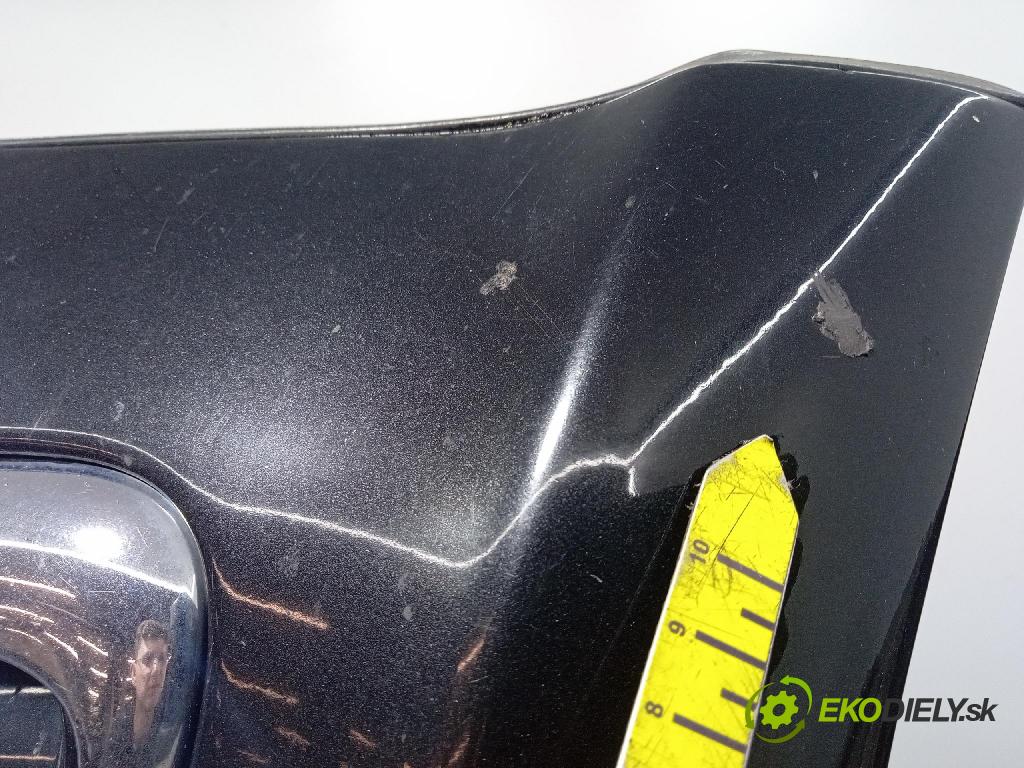 Toyota Avensis 2003 nárazník před