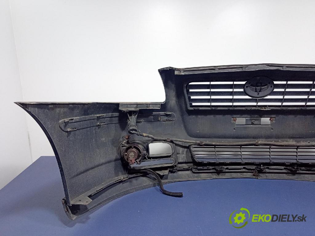 Toyota Avensis 2003 nárazník před