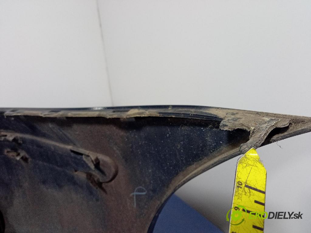 Toyota Avensis 2003 nárazník před