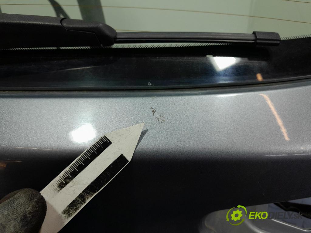 Kia Ceed 2021 zadna dveře kufra: kufra: