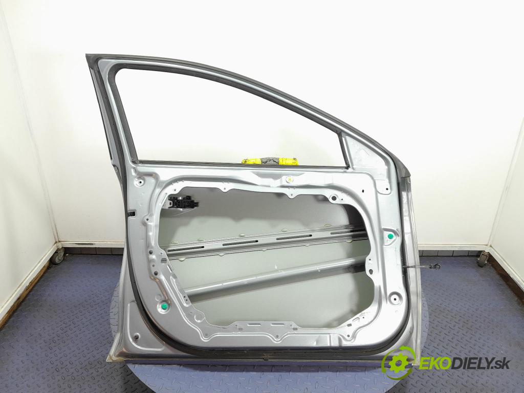 Kia Ceed 2021 dvere Predné Vľavo: