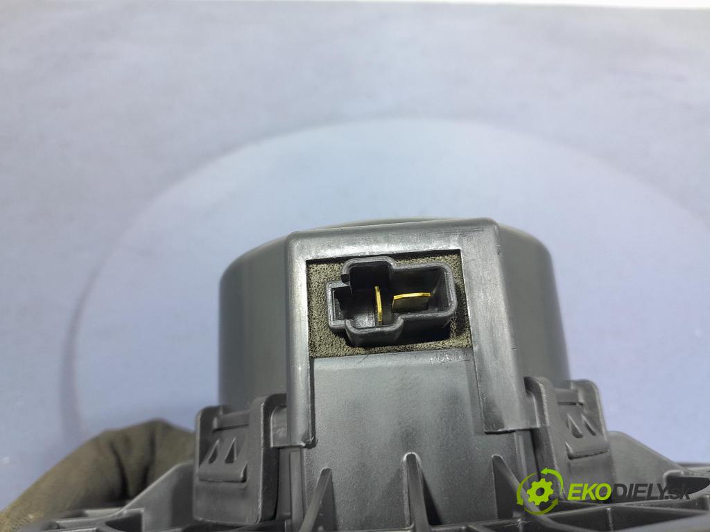 Kia Ceed 2021 ventilátor Vzduch: EB1D1-NXJAA