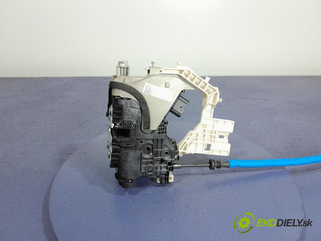 Kia Ceed 2021 zámok dvere Predné Vľavo: 81310-J7010