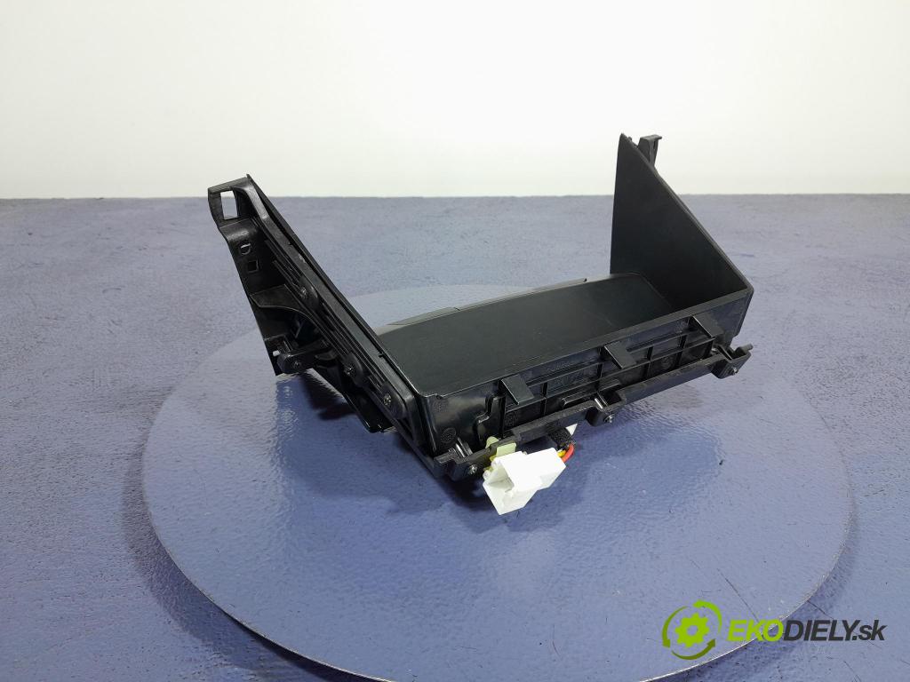 Kia Ceed 2021 kastlík 84681-J7000