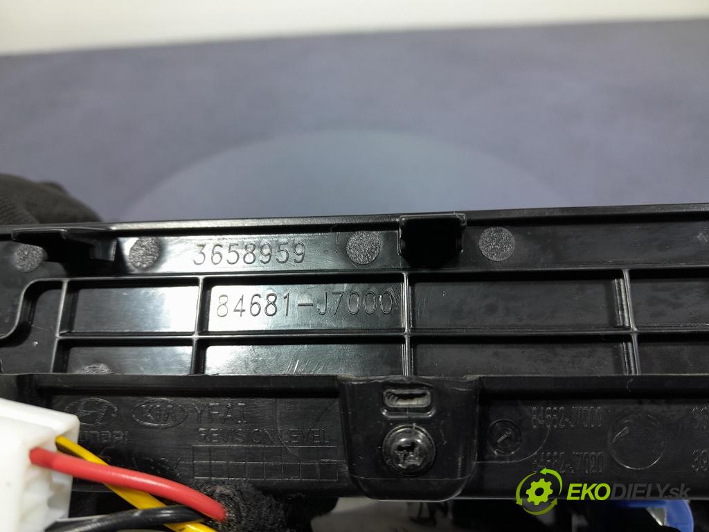 Kia Ceed 2021 kastlík 84681-J7000
