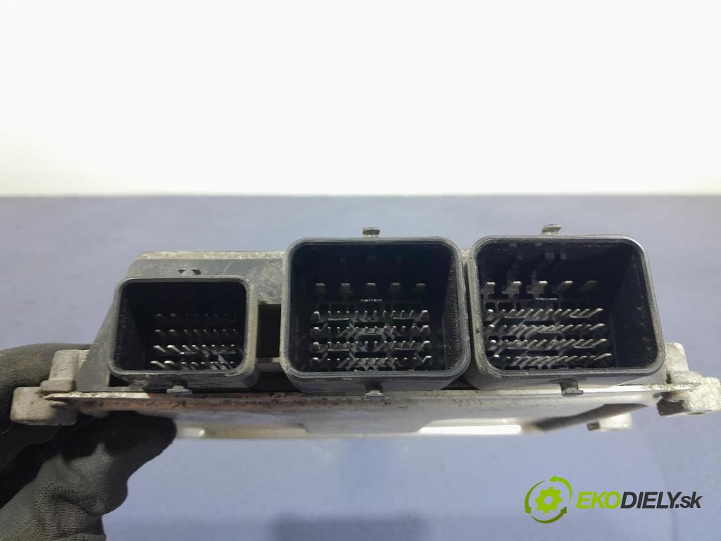 Peugeot 301 2014 riadiaca jednotka Motor: 9806713880