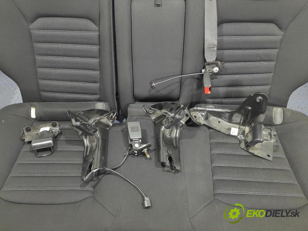 Ford Mondeo 2017 Sedačka zadný