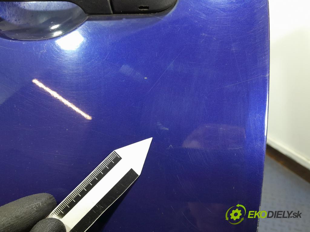 Nissan Micra 2003 dveře před Vlevo, odjet: 01