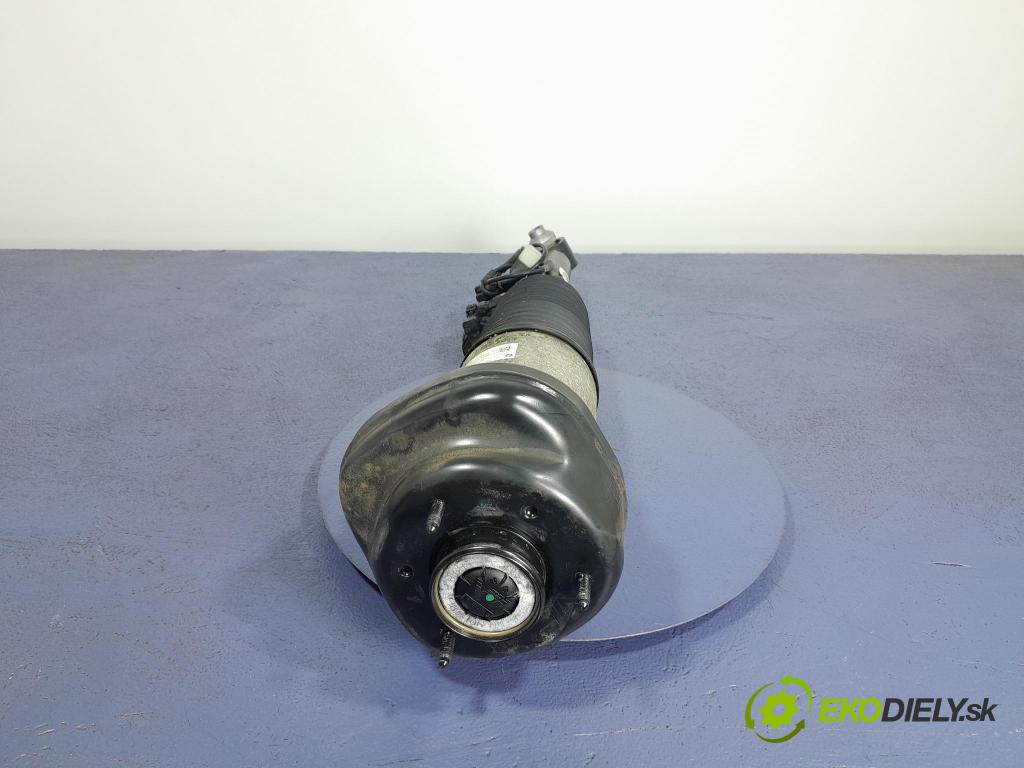 Bmw Seria 7 2019 tlmič zad Vľavo.: 8617101