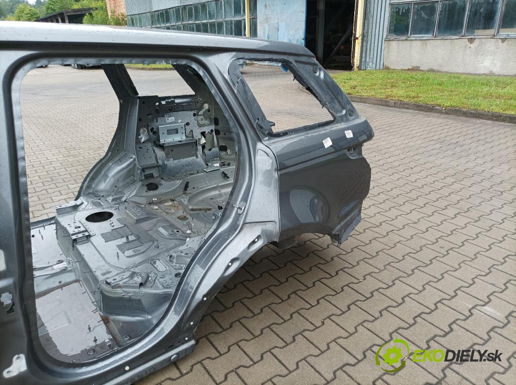 Land rover Range rover 2017 blatník zad Vľavo: