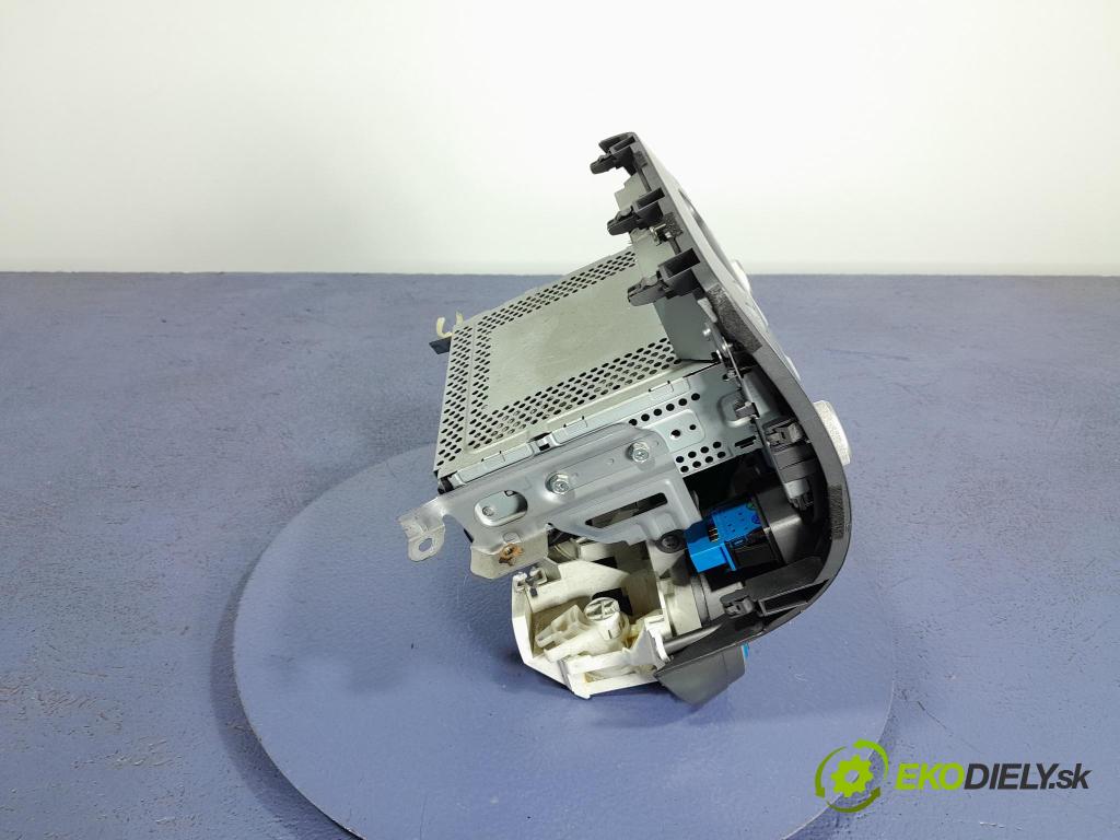 Honda Jazz 2005 Radio I Navigácia: 39100-SAA-G132N5