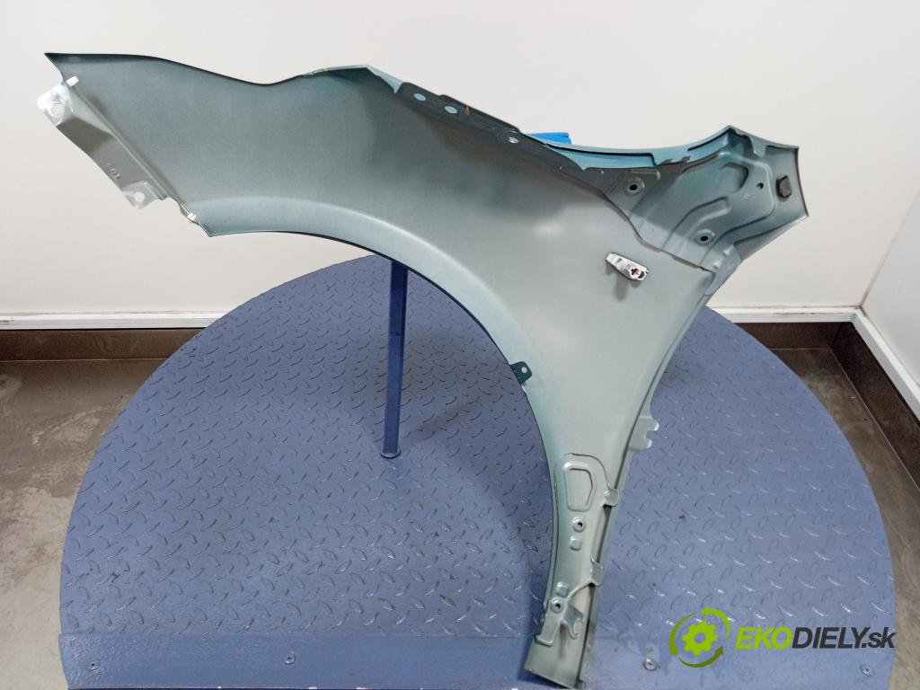 Kia Ceed 2022 blatnik před v pravo: 01