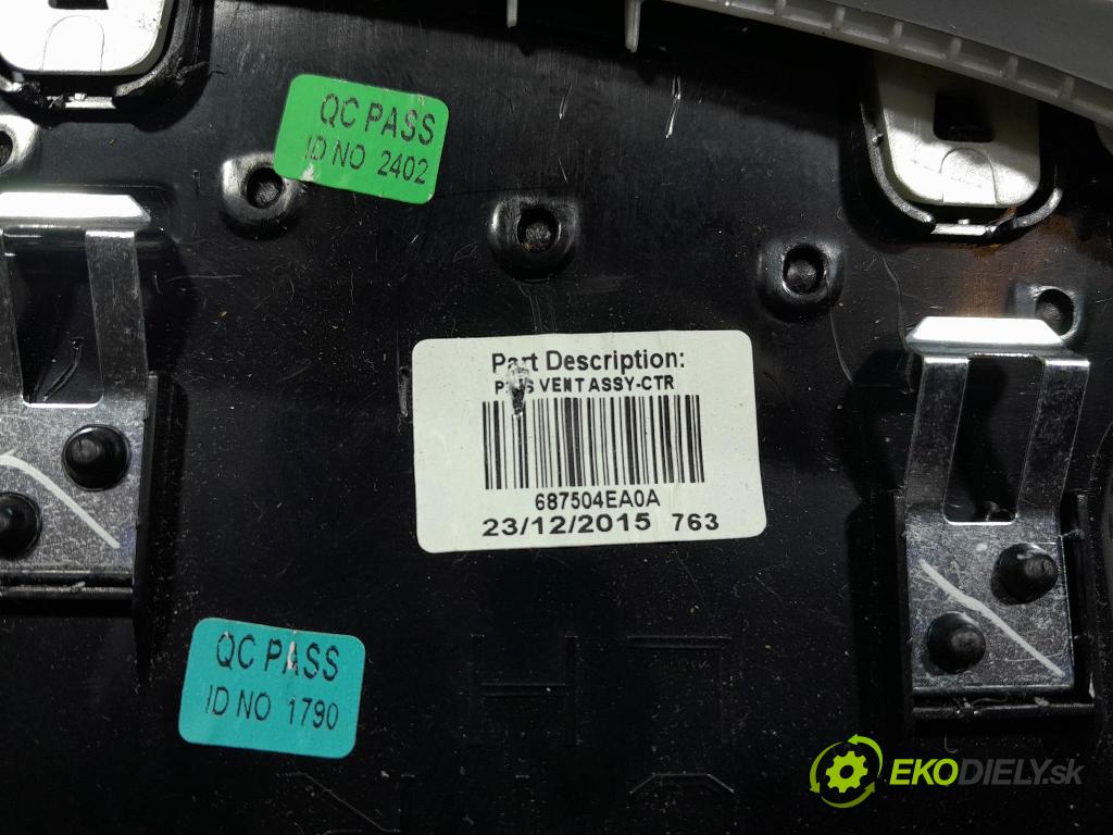 Nissan Qashqai 2016 Mřížky Proud vzduchu Vzduch: 68750-4EA0A
