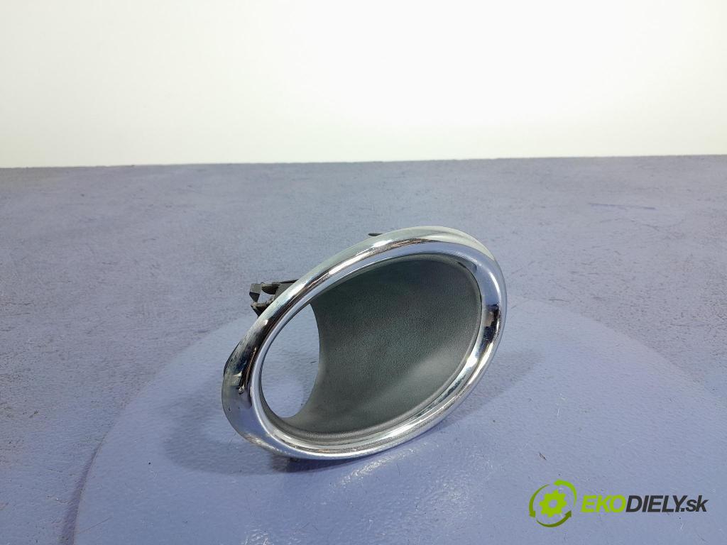 Nissan Qashqai 2016 Halogen v pravo: 62256-4EA0C