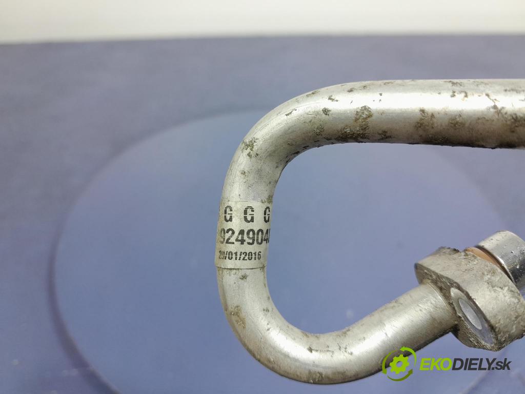 Nissan Qashqai 2016 rúrka Klimatizácia: 92490-4EA0A