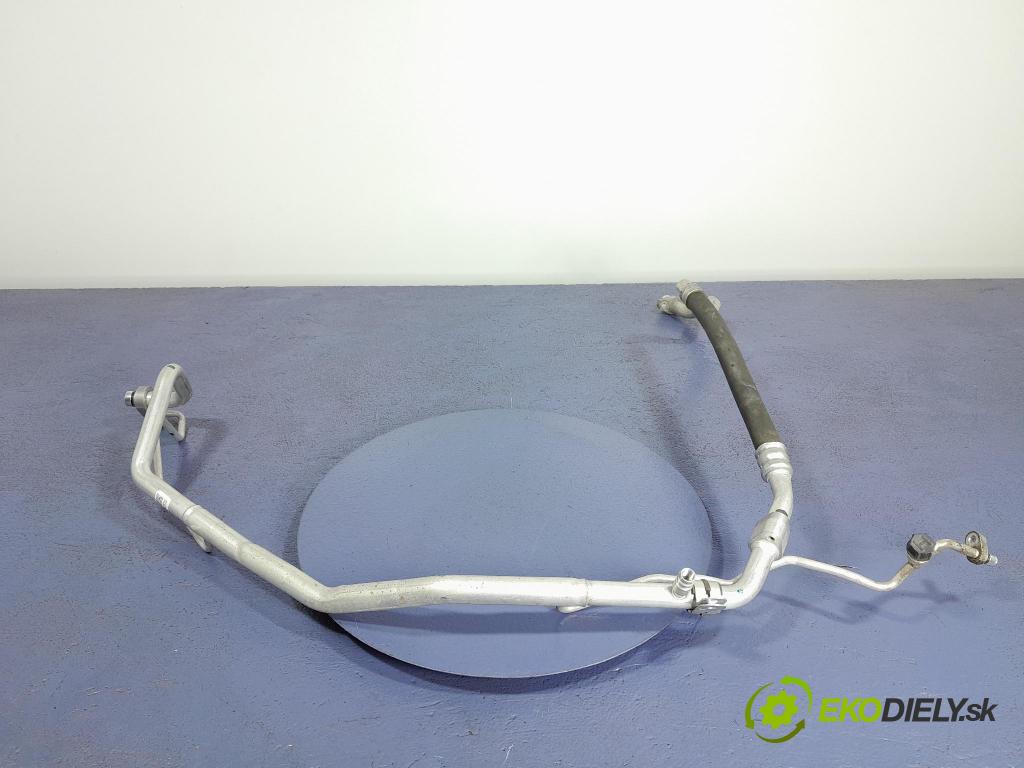 Nissan Qashqai 2016 rúrka Klimatizácia: 92446-4EA1A