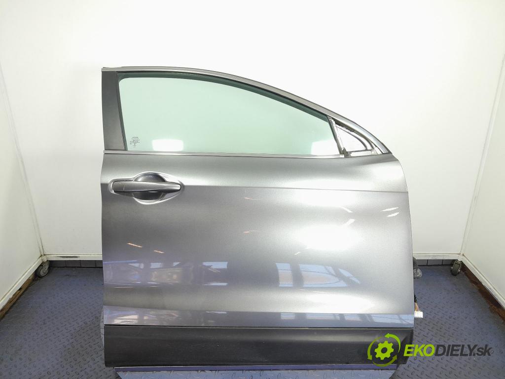 Nissan Qashqai 2016 dveře před prave