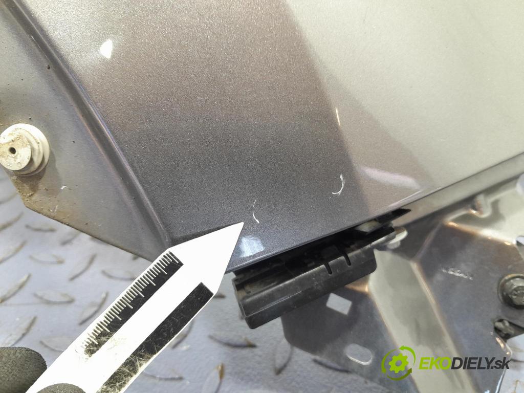 Nissan Qashqai 2016 blatnik před v pravo: