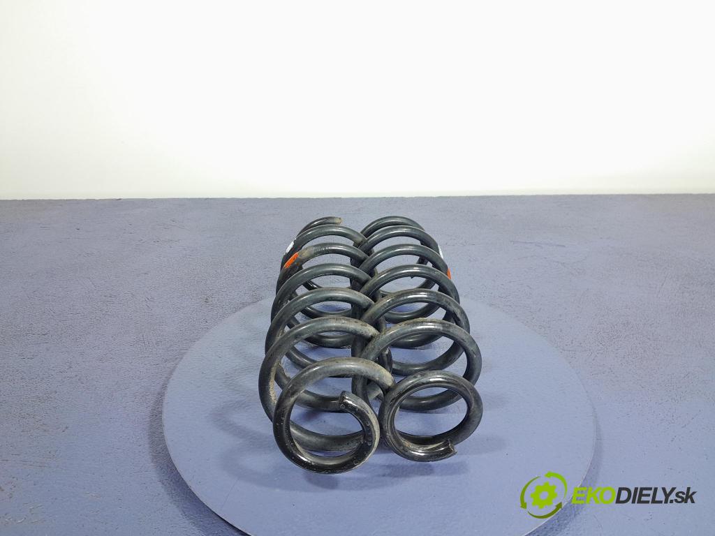 Nissan Qashqai 2016 pružina zad 