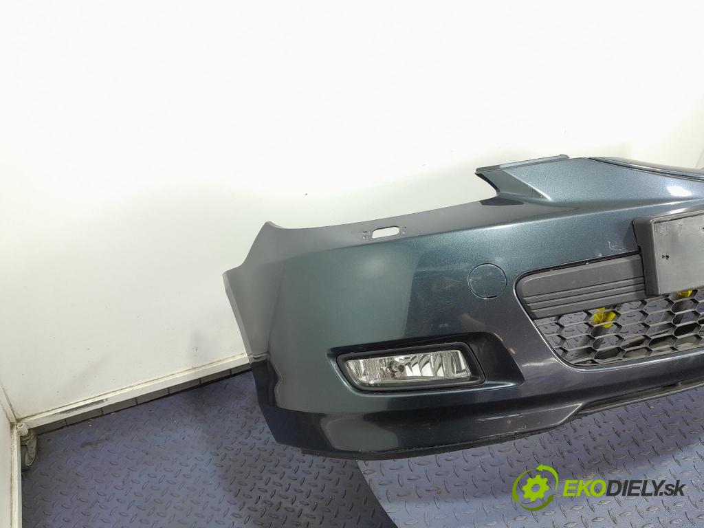 Mazda 3 2009 nárazník před