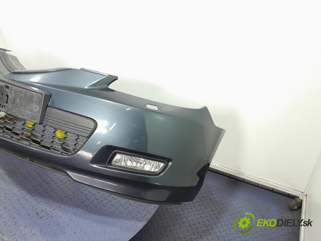 Mazda 3 2009 nárazník před